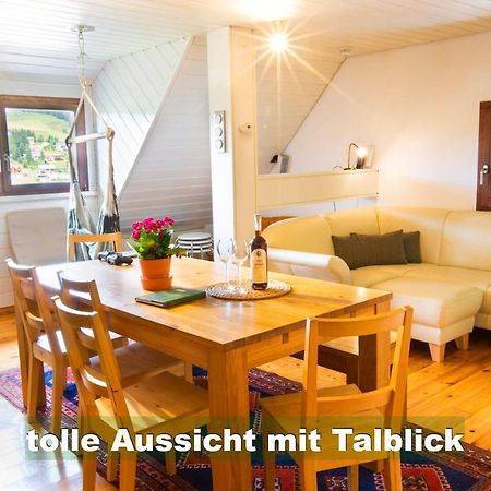Wohlfuehl-Ferienwohnung 80 Qm, 8 Personen, Aussicht & Heimkino Todtnau Εξωτερικό φωτογραφία